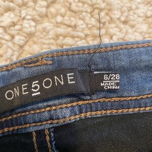 Great shape Jean very flattering very stretchy